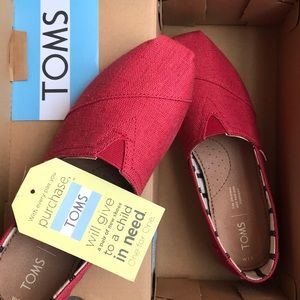 TOM’s Classic Apple Red Heritage Canvas